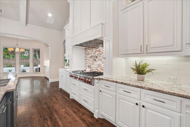 516 Cascade Springs Drive, Southlake, TX 76092