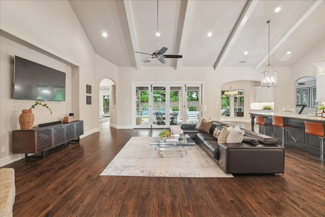 516 Cascade Springs Drive, Southlake, TX 76092
