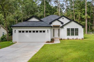 8398 Chickasaw Trail, Tallahassee, FL 32312