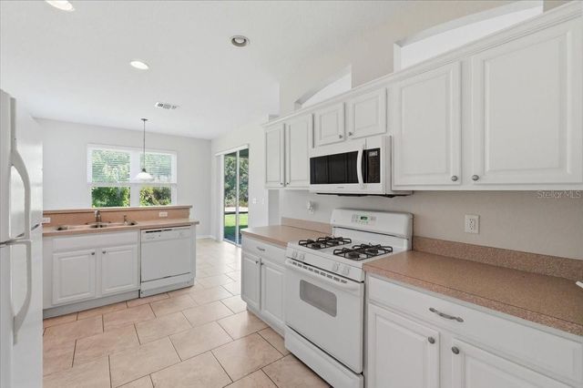 4050 WHISTLEWOOD CIRCLE, Lakeland, FL 33811