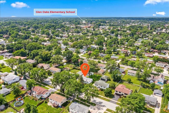 8766 S 83rd Court, Hickory Hills, IL 60457