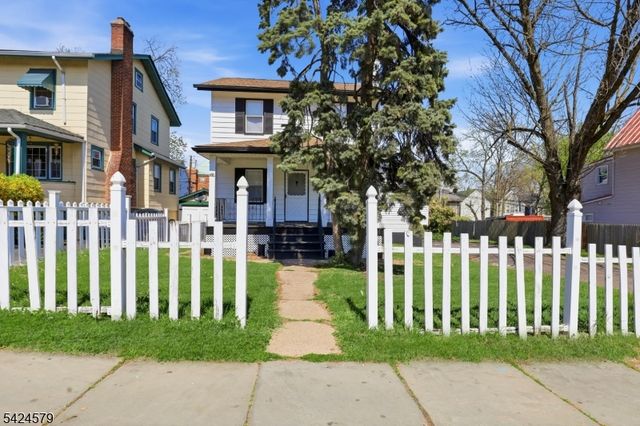 458 Springdale Ave, East Orange City, NJ 07017