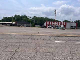 1941 Hwy 70, Kingston, OK 73439