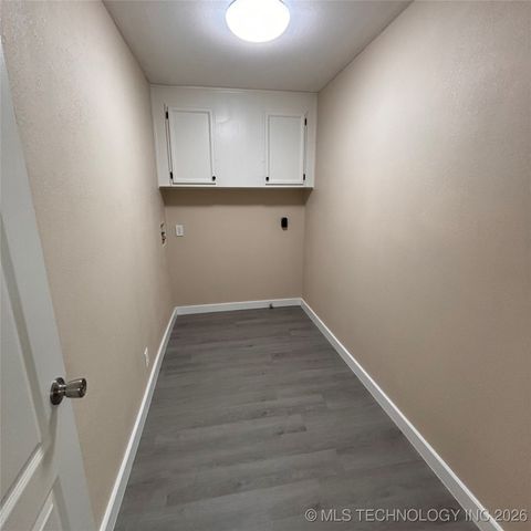 18350 E 615 Road, Inola, OK 74036