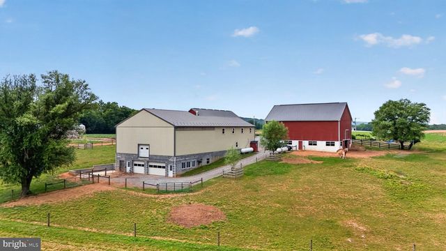 967 FARMDALE RD, Mount Joy, PA 17552