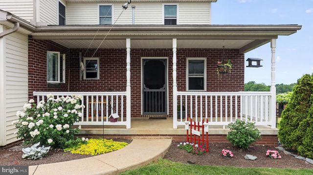 967 FARMDALE RD, Mount Joy, PA 17552
