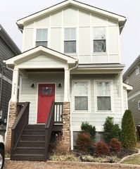 933B Thomas Ave, Nashville, TN 37216