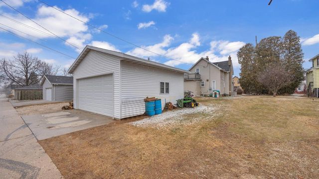 2417 S 8th STREET, Sheboygan, WI 53081