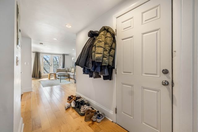 151 Magazine St 3, Cambridge, MA 02139