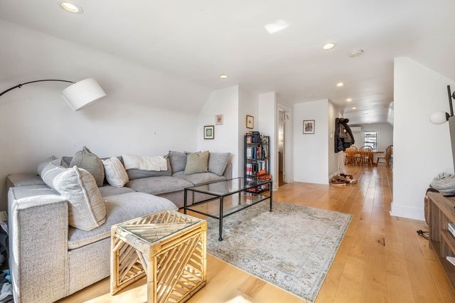 151 Magazine St 3, Cambridge, MA 02139