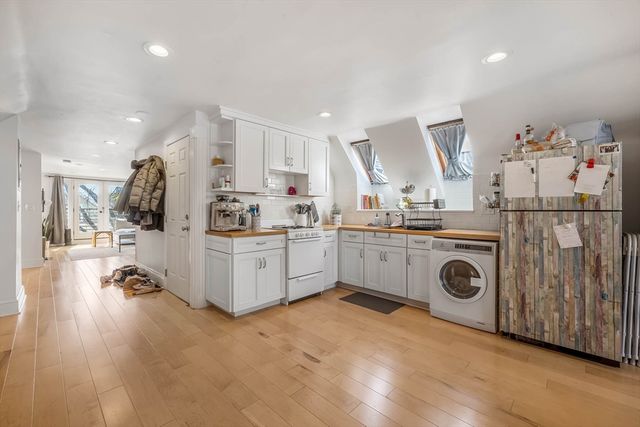 151 Magazine St 3, Cambridge, MA 02139