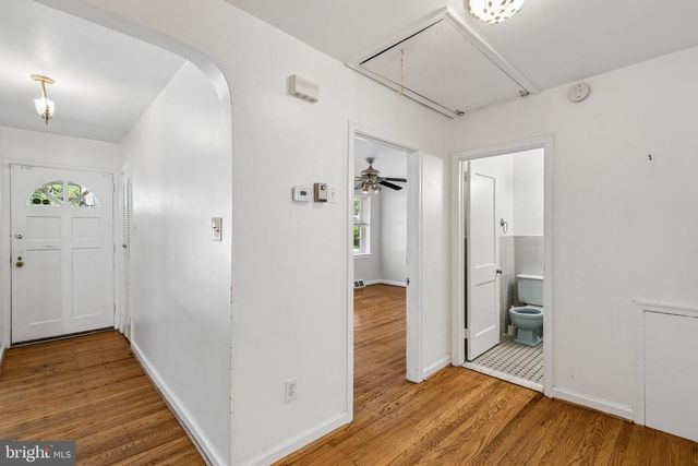 8219 BROOKSIDE RD, Elkins Park, PA 19027