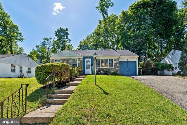8219 BROOKSIDE RD, Elkins Park, PA 19027