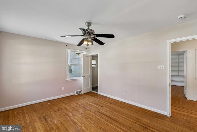 8219 BROOKSIDE RD, Elkins Park, PA 19027
