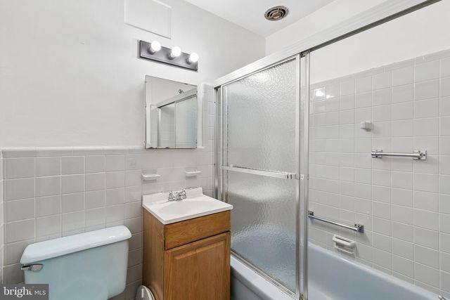 8219 BROOKSIDE RD, Elkins Park, PA 19027
