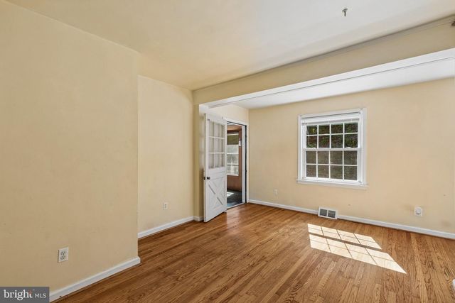 8219 BROOKSIDE RD, Elkins Park, PA 19027