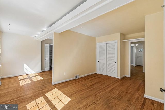 8219 BROOKSIDE RD, Elkins Park, PA 19027