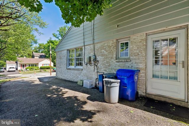 8219 BROOKSIDE RD, Elkins Park, PA 19027