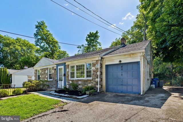 8219 BROOKSIDE RD, Elkins Park, PA 19027