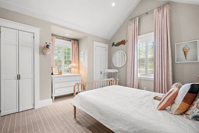 24 Cleveland Rd, Needham, MA 02492