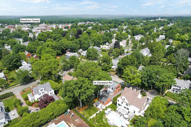 24 Cleveland Rd, Needham, MA 02492