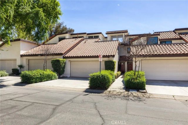 832 Trinity, Claremont, CA 91711