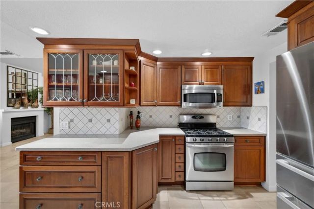 832 Trinity, Claremont, CA 91711