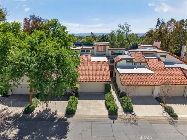 832 Trinity, Claremont, CA 91711