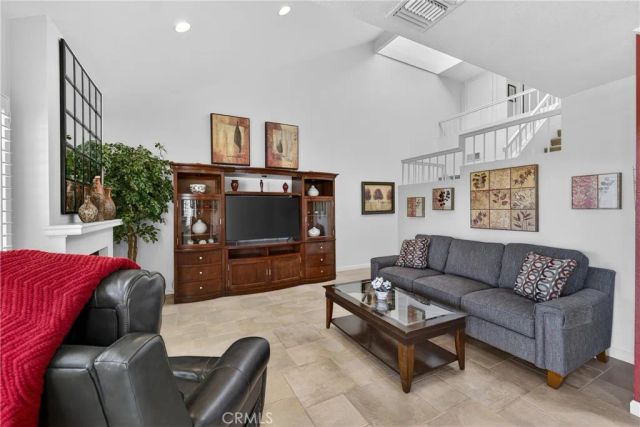 832 Trinity, Claremont, CA 91711