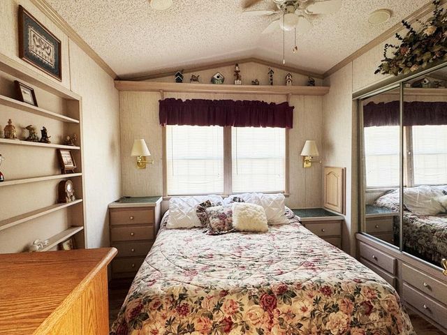 391 Skyline Drive, Edgerton, WI 53534