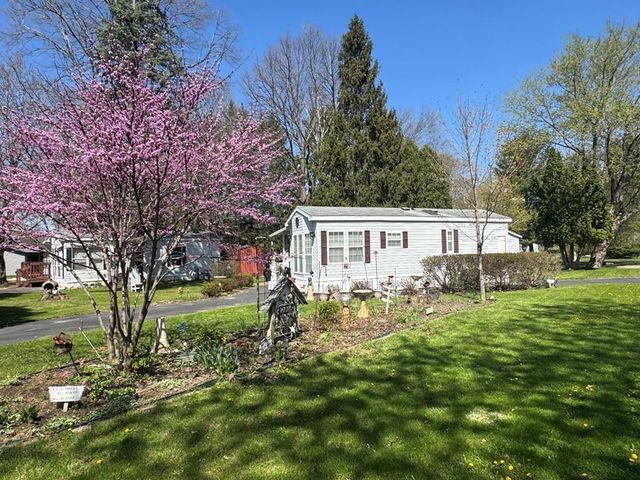 391 Skyline Drive, Edgerton, WI 53534