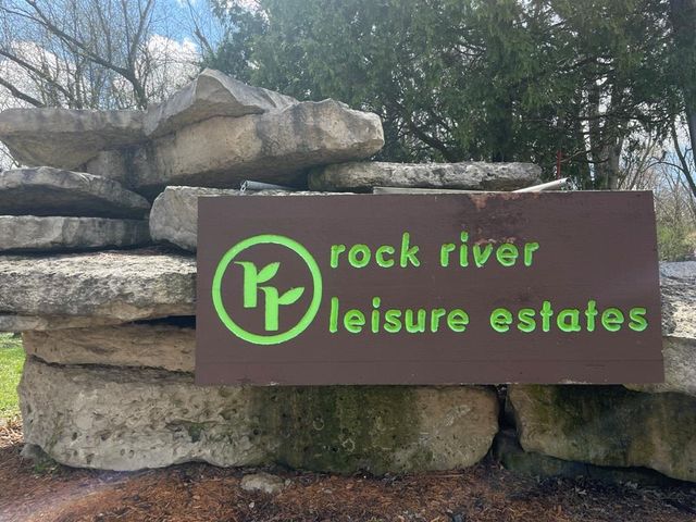 391 Skyline Drive, Edgerton, WI 53534