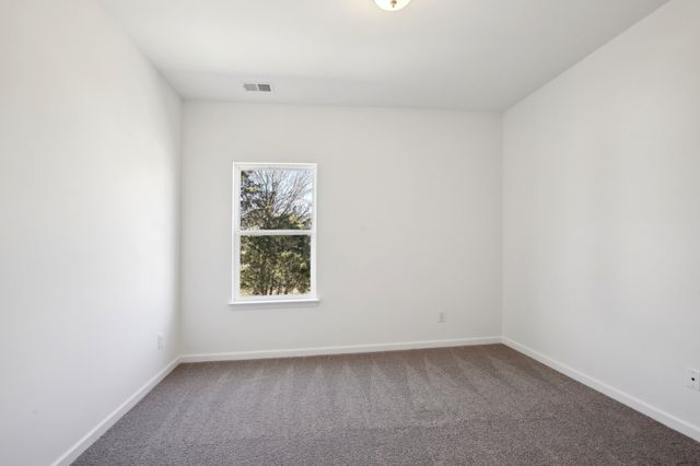 211 Martindale Lane, Clarksville, TN 37043