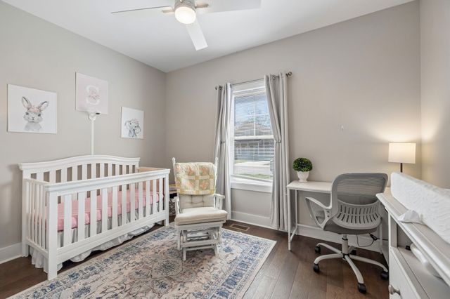 20 Sycamore Rdg, W, Burns, TN 37029