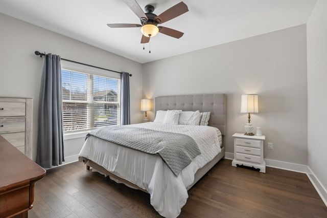 20 Sycamore Rdg, W, Burns, TN 37029