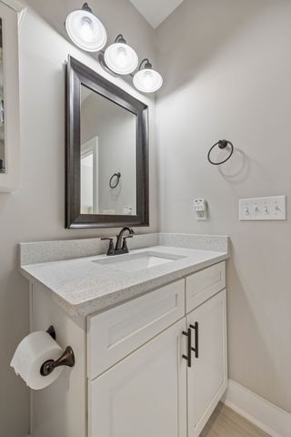 20 Sycamore Rdg, W, Burns, TN 37029