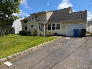 120 W Warren Street, Iselin, NJ 08830