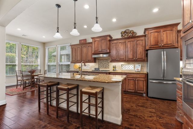 1005 Sonoma Drive, Mckinney, TX 75072