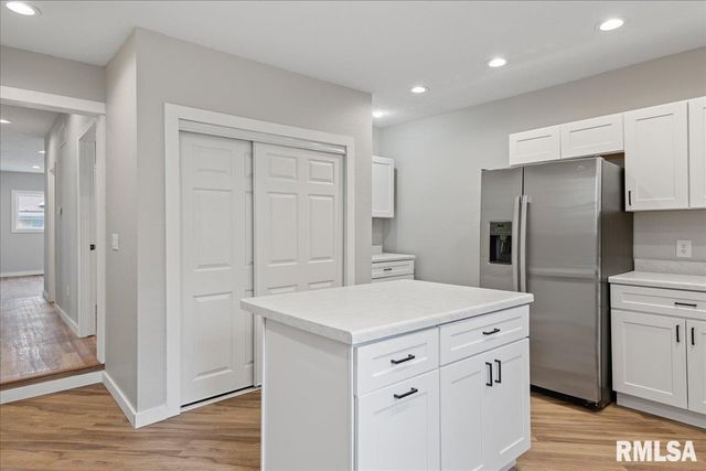 1022 N WALNUT Street, Springfield, IL 62702