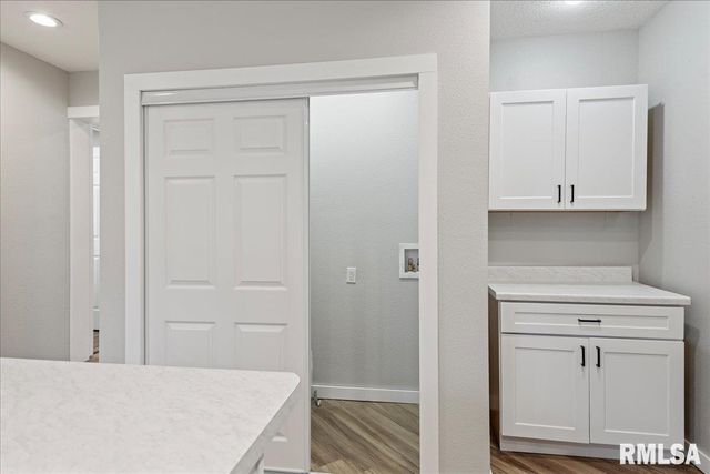 1022 N WALNUT Street, Springfield, IL 62702