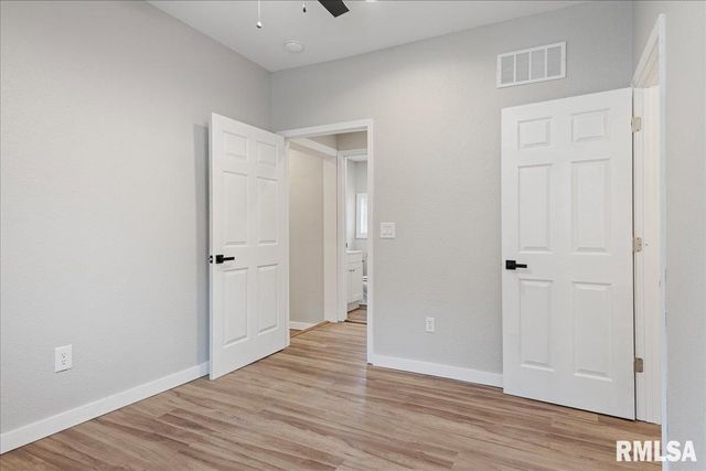 1022 N WALNUT Street, Springfield, IL 62702