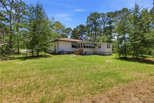 4708 S Evergreen Avenue, Homosassa, FL 34446