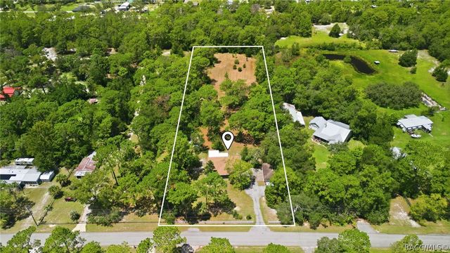 4708 S Evergreen Avenue, Homosassa, FL 34446