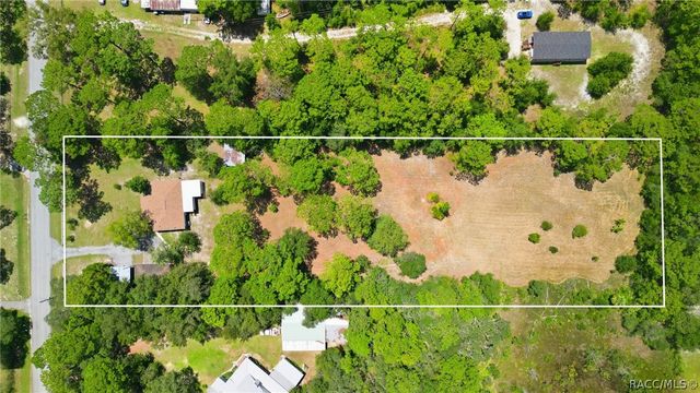 4708 S Evergreen Avenue, Homosassa, FL 34446