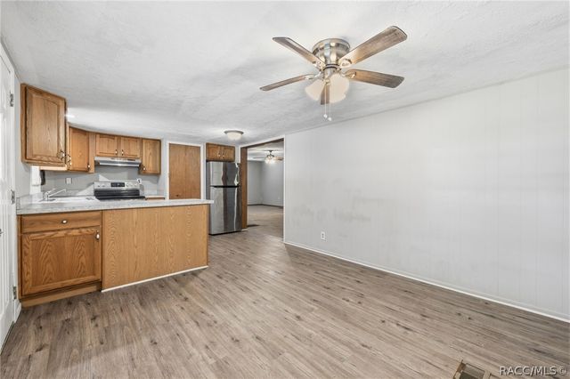 4708 S Evergreen Avenue, Homosassa, FL 34446