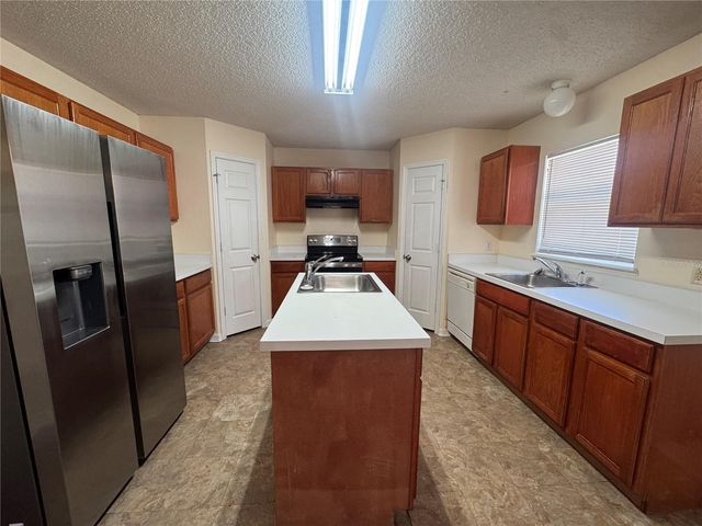 102 FLATFISH COURT, Kissimmee, FL 34759