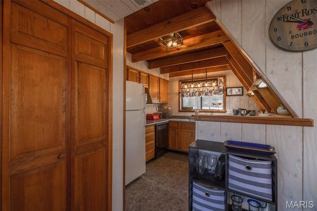 1126 Mitten Ridge Drive, Innsbrook, MO 63390