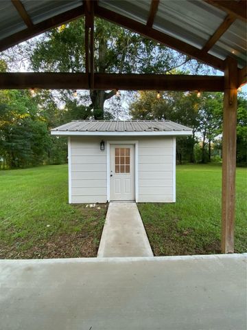 26941 E River Road, Splendora, TX 77372