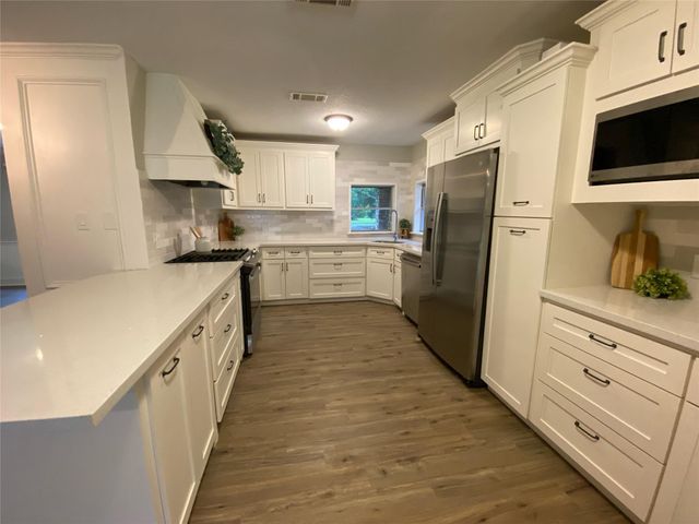 26941 E River Road, Splendora, TX 77372