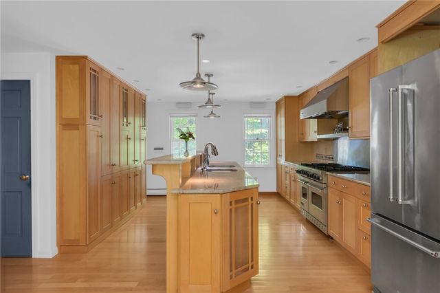 12 Howard Road, Cumberland, RI 02864